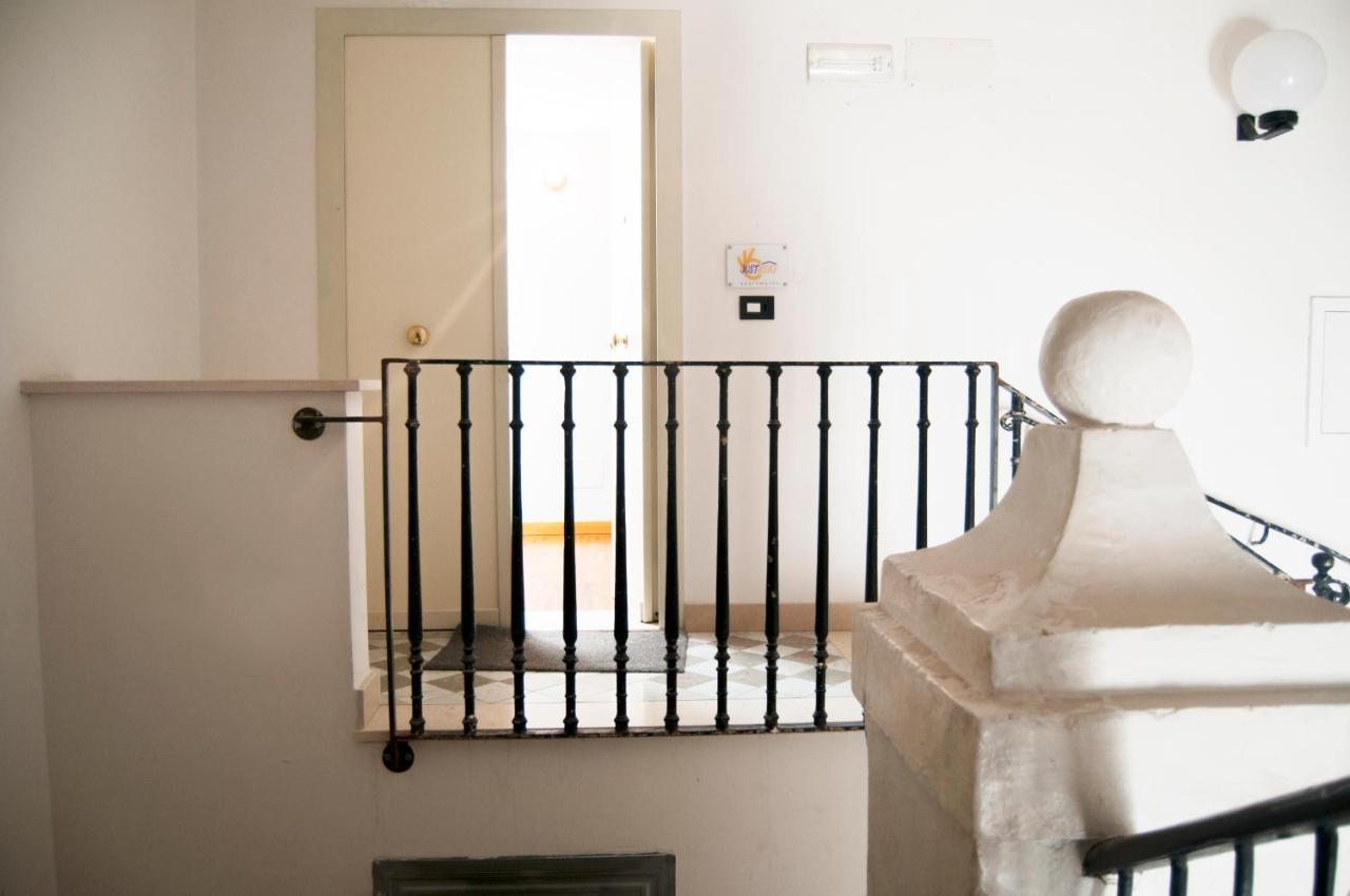 Just Here Apartments - La Mansarda Bari Eksteriør billede