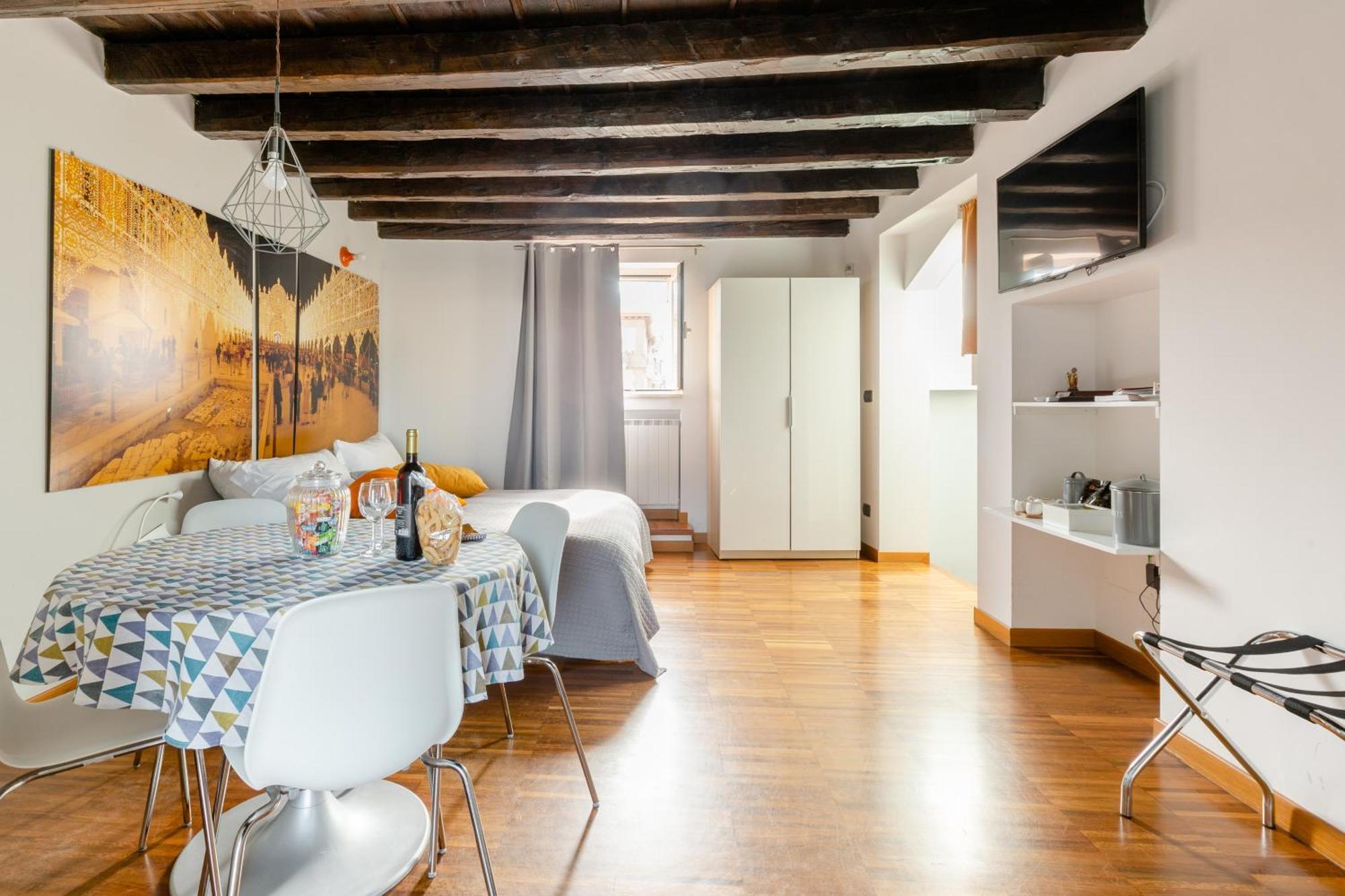 Just Here Apartments - La Mansarda Bari Eksteriør billede